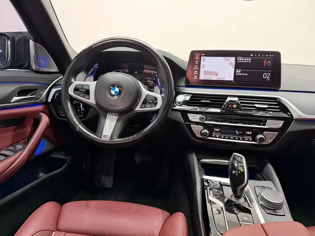 BMW 5 Series 2021 из CN, фото 2