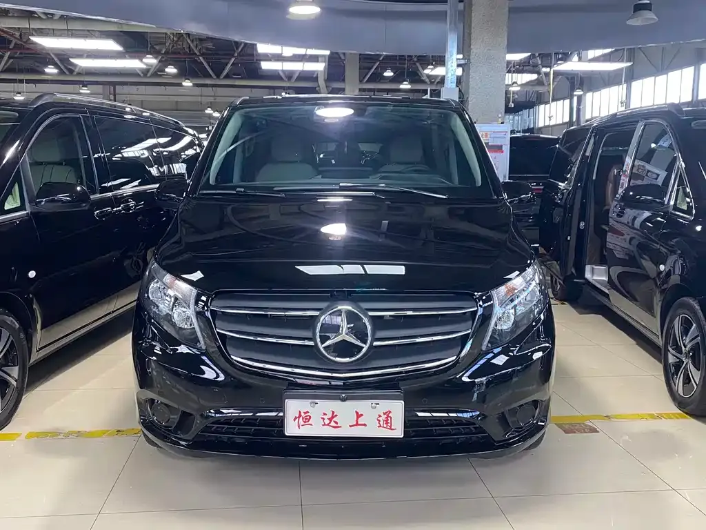 Mercedes-Benz Vito — фото 1