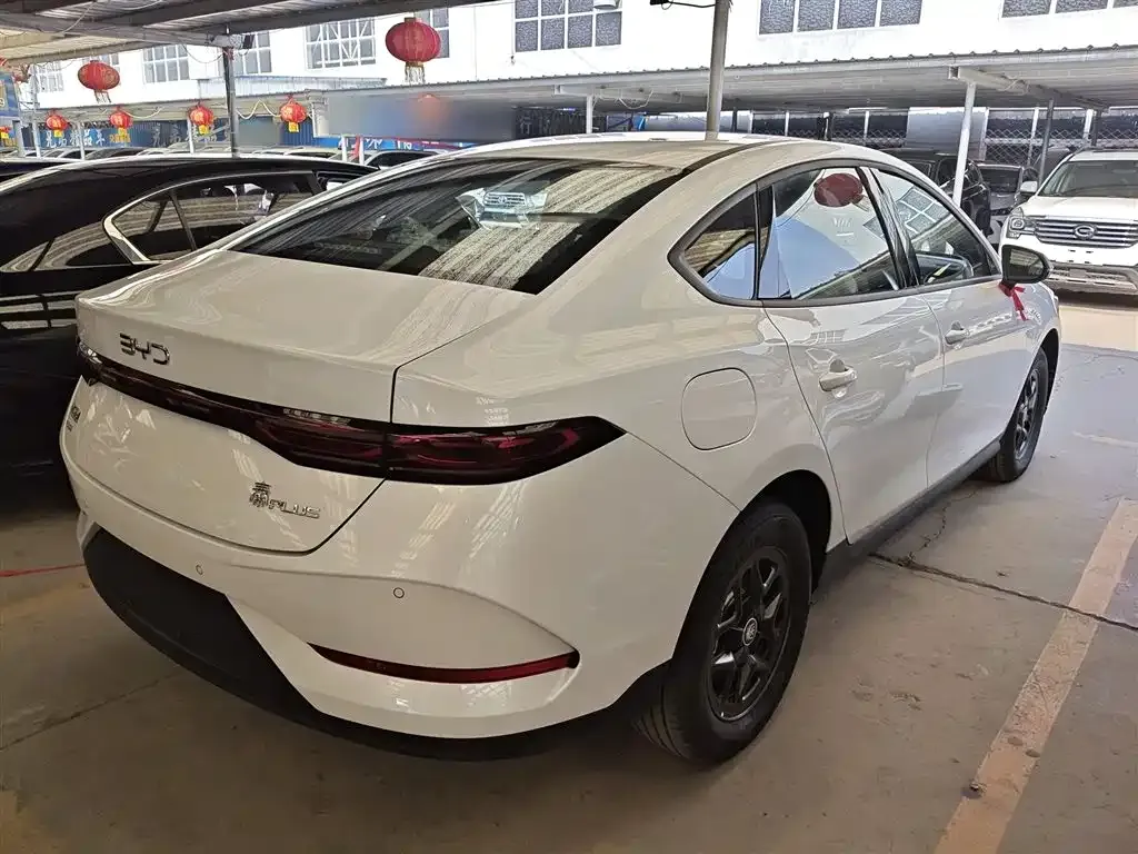 BYD Qin PLUS — фото 9
