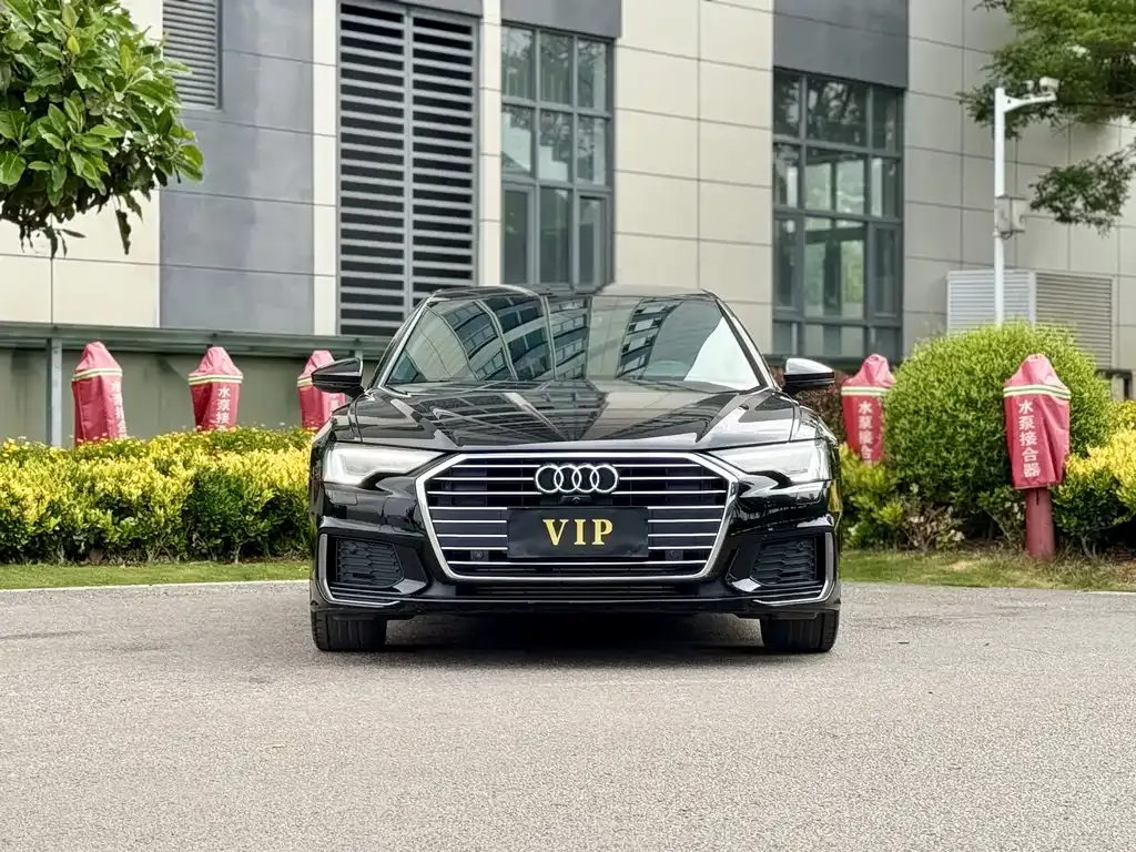 Audi A6L — фото 5