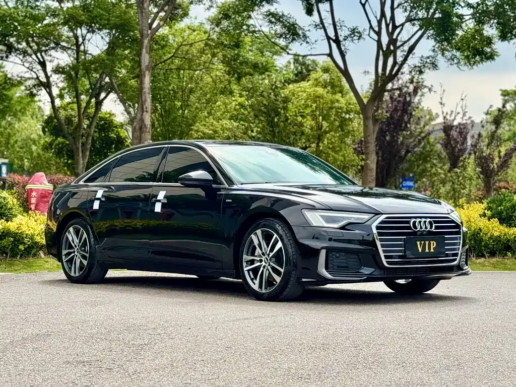 Audi A6L — фото 7