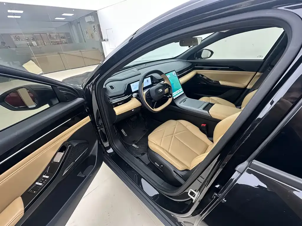 Geely Galaxy L6 2024 из CN, фото 9