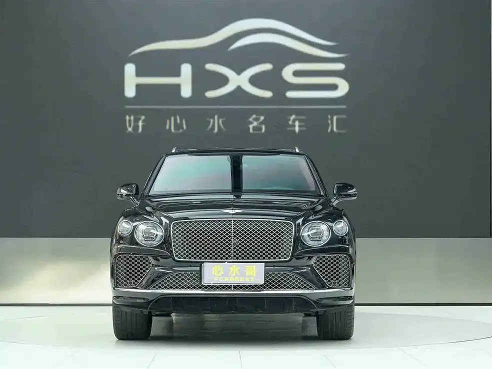 Bentley Bentayga 2022 из CN, фото 2