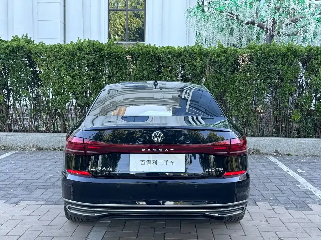 Volkswagen Passat — фото 7