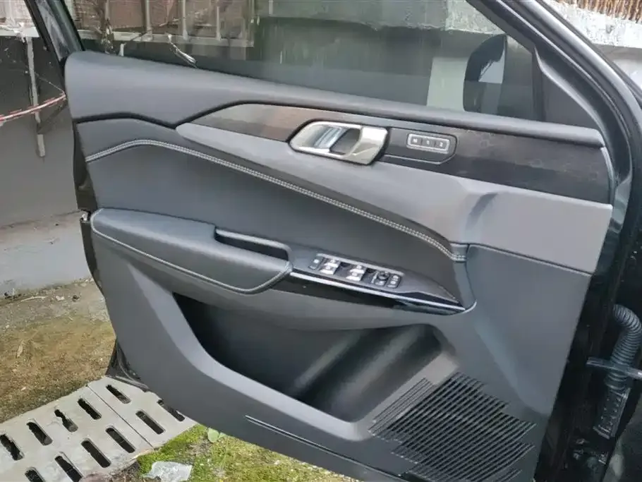 Lynk & Co 02 Hatchback 2023 из CN, фото 7