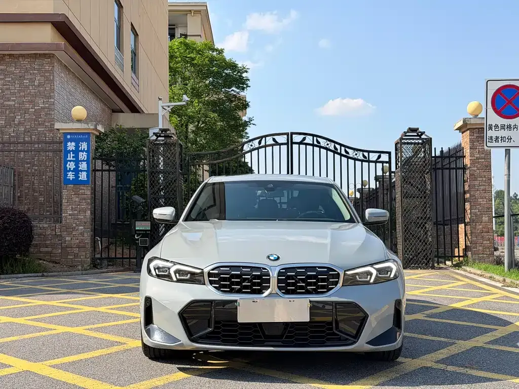 BMW 3 Series — фото 10