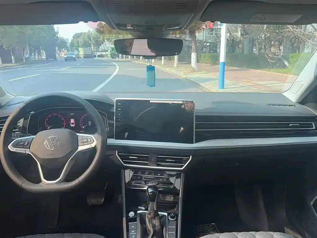 Volkswagen Sagitar 2025 из CN, фото 6