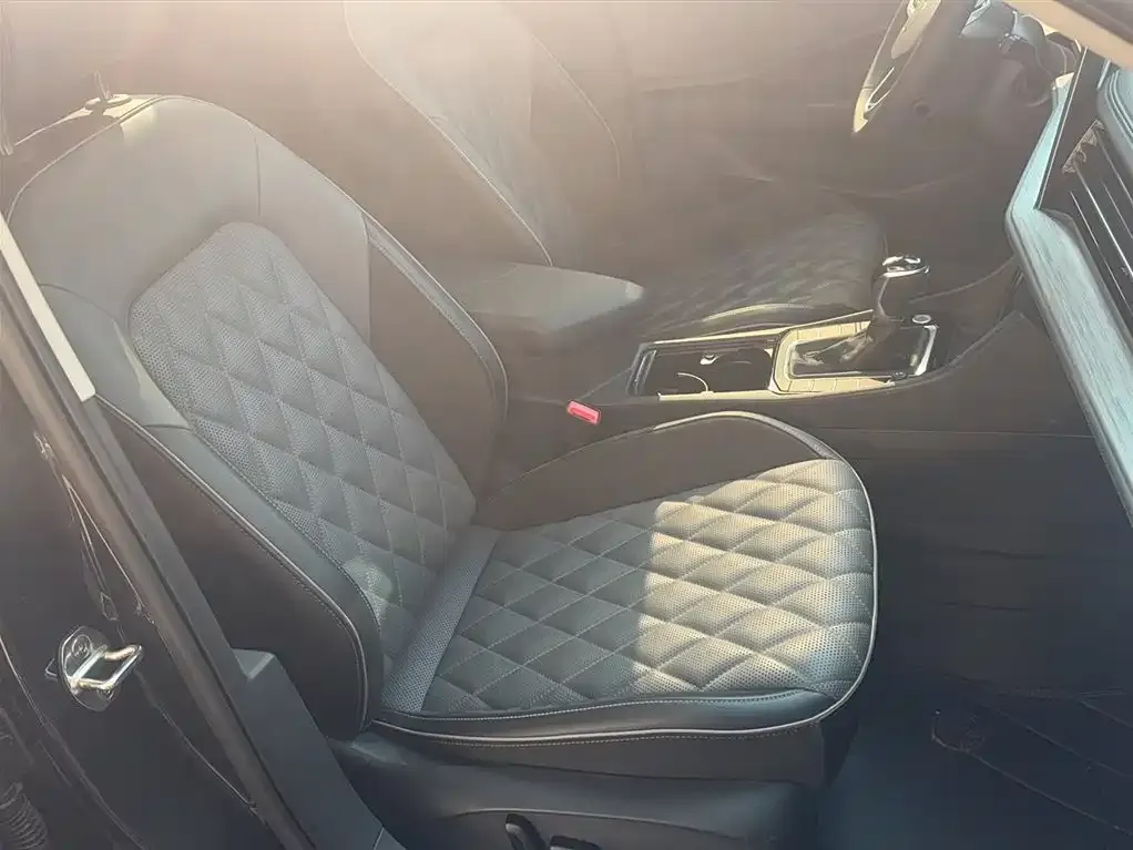 Volkswagen Sagitar 2025 из CN, фото 3