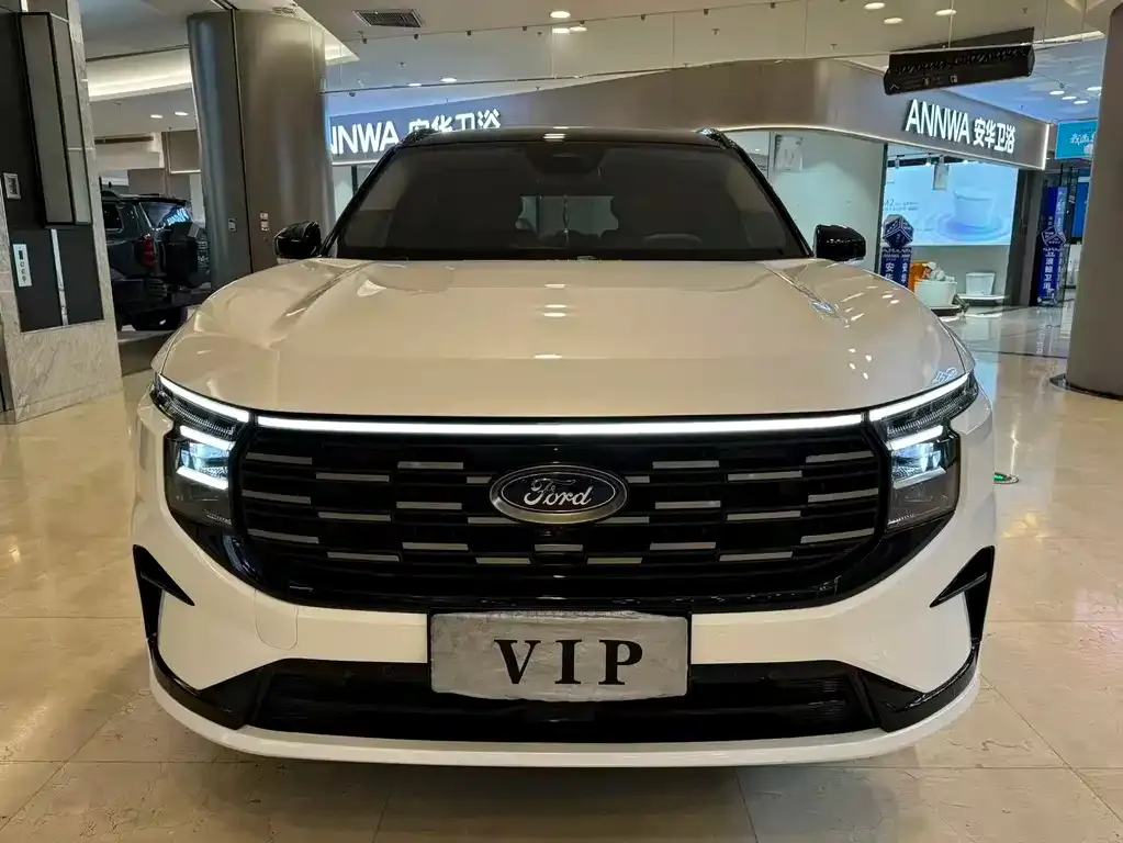 Ford Edge — фото 4