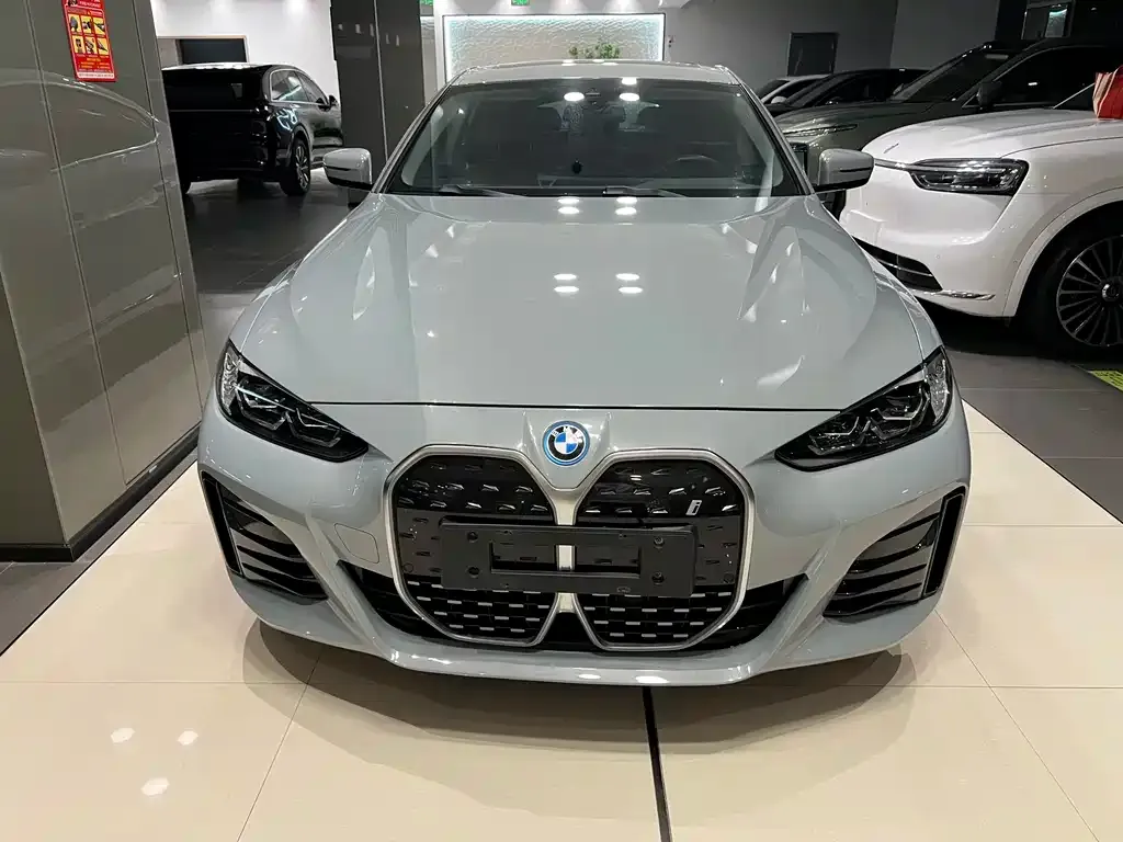 BMW i4 2023 из CN, фото 8
