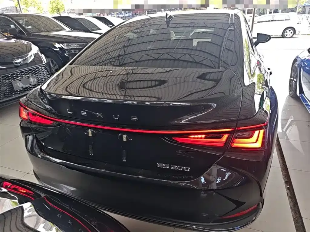 Lexus ES 2026 из CN, фото 4