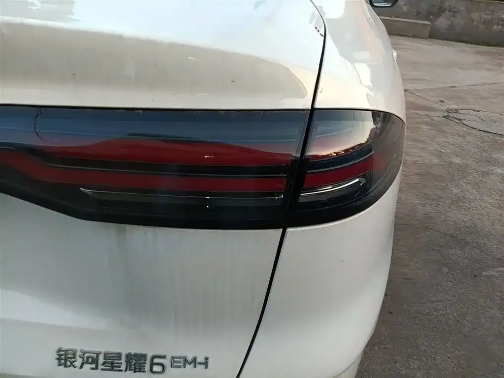 Geely Galaxy Xingyao 6 — фото 10