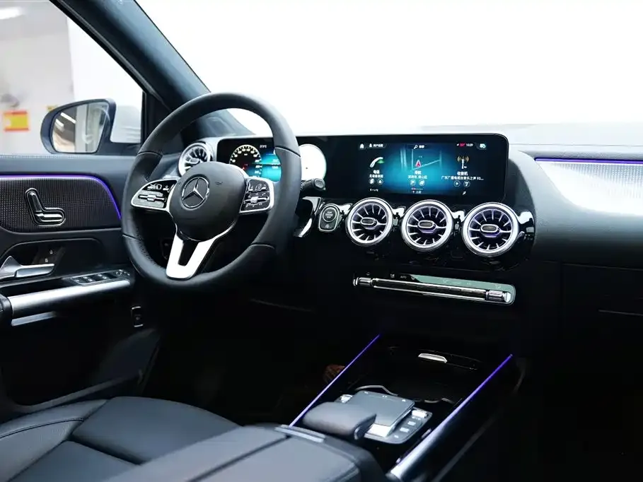 Mercedes-Benz GLA 2023 из CN, фото 3
