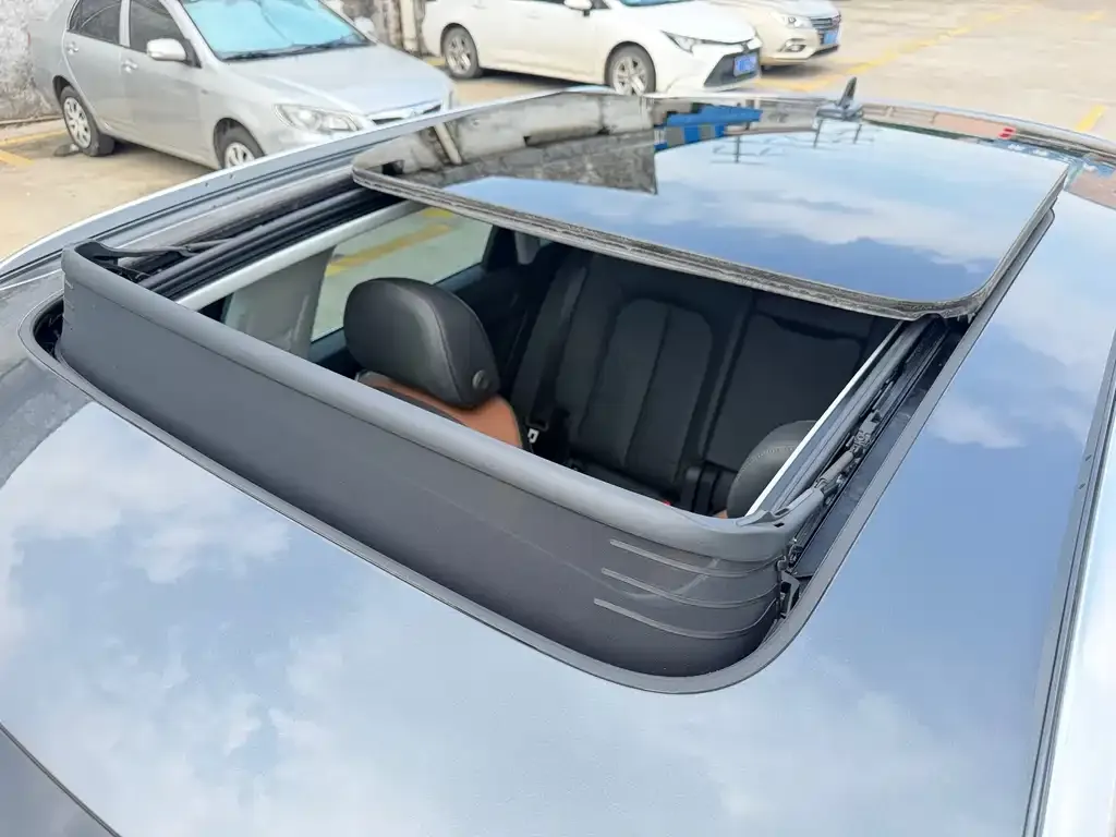 Audi Q3 2021 из CN, фото 3