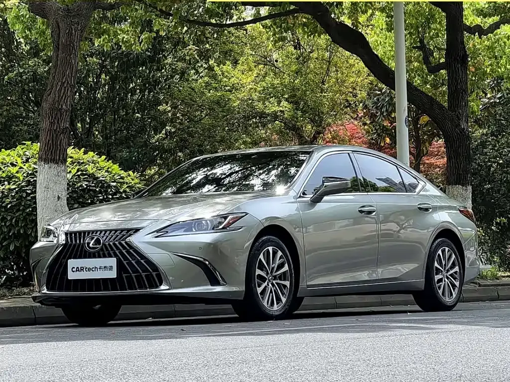 Lexus ES 2024 из CN, фото 1