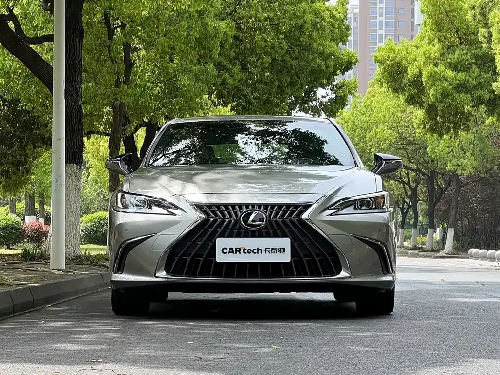 Lexus ES 2024 из CN, фото 5
