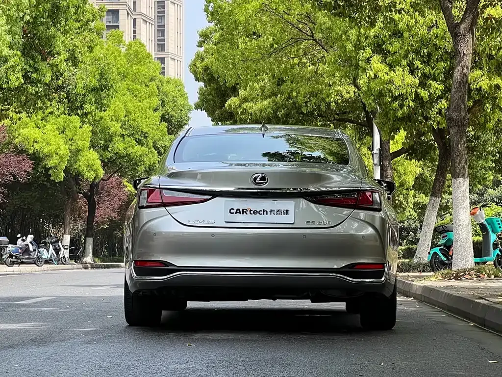 Lexus ES 2024 из CN, фото 10