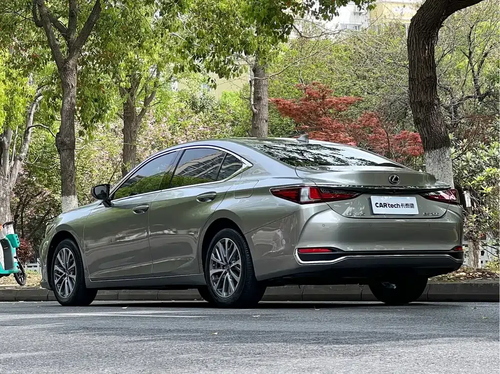 Lexus ES 2024 из CN, фото 4