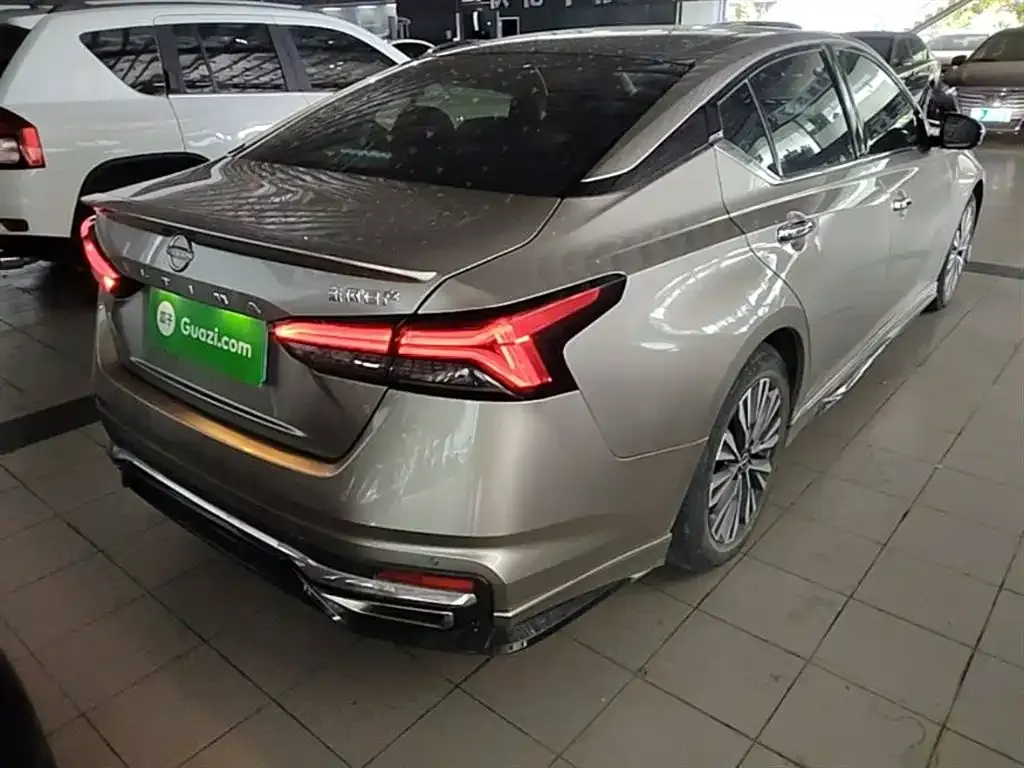 Nissan Teana 2022 из CN, фото 4