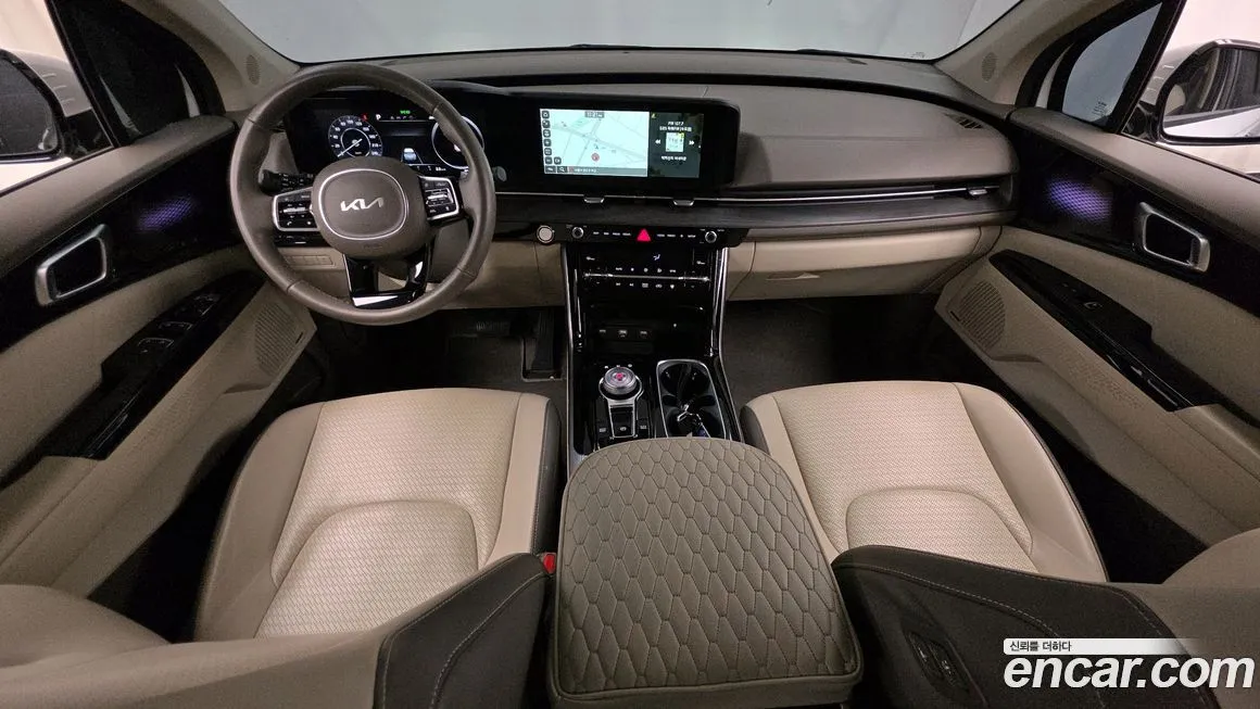 Kia Carnival — фото 10
