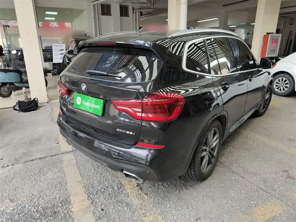 BMW X3 — фото 10