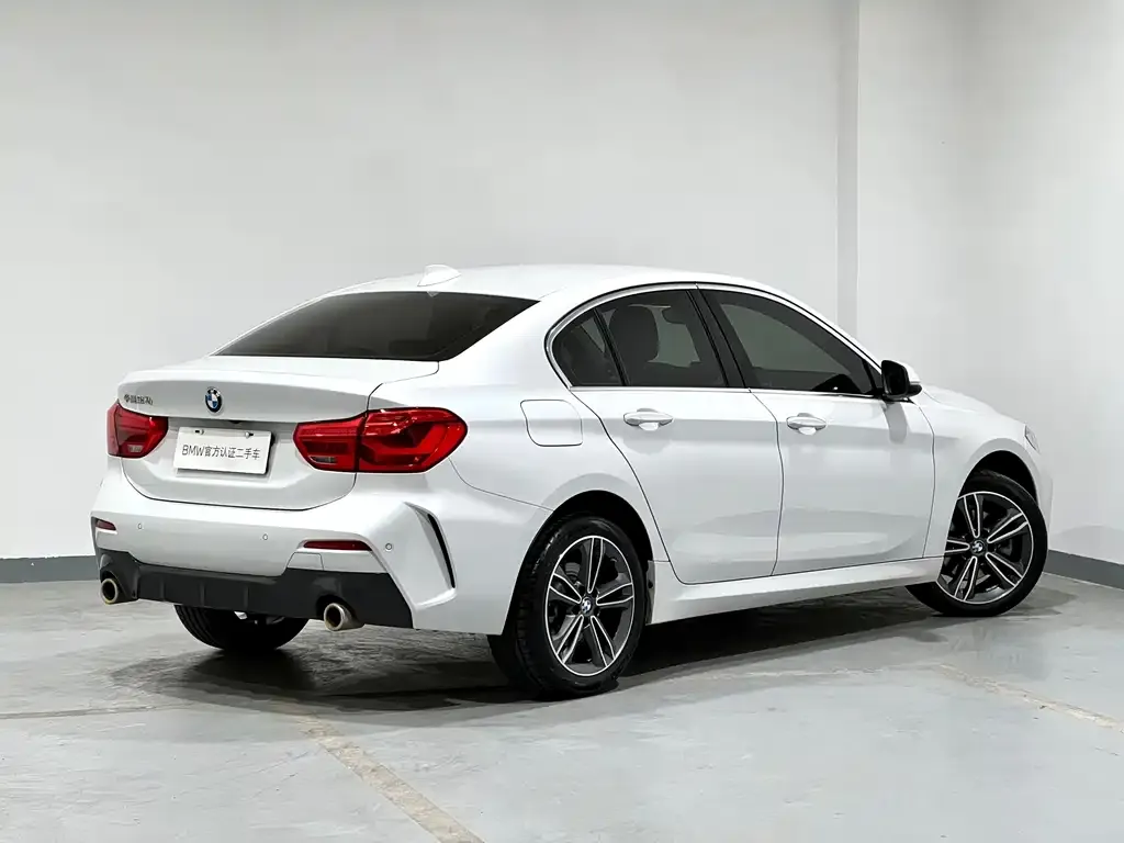 BMW 1 Series 2022 из CN, фото 3