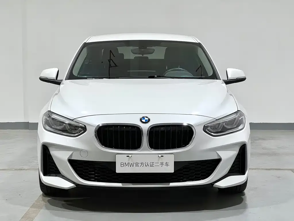 BMW 1 Series 2022 из CN, фото 2