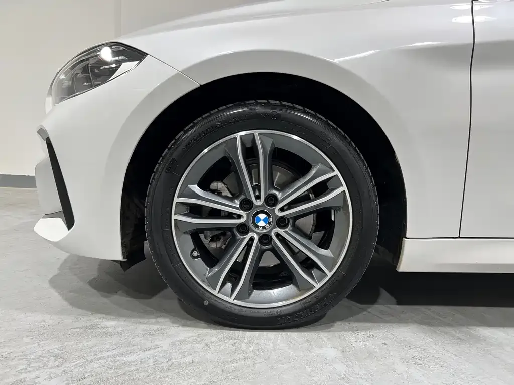 BMW 1 Series 2022 из CN, фото 8