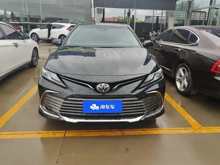 Toyota Camry 2023 из CN, фото 4
