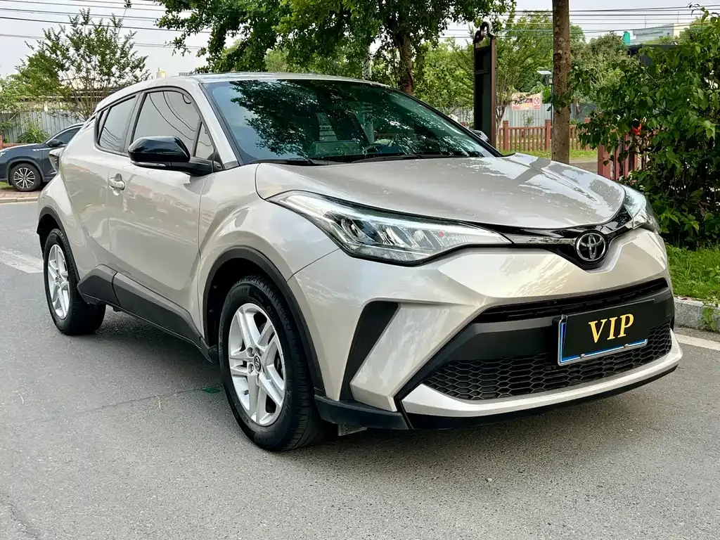 Toyota C-HR — фото 6