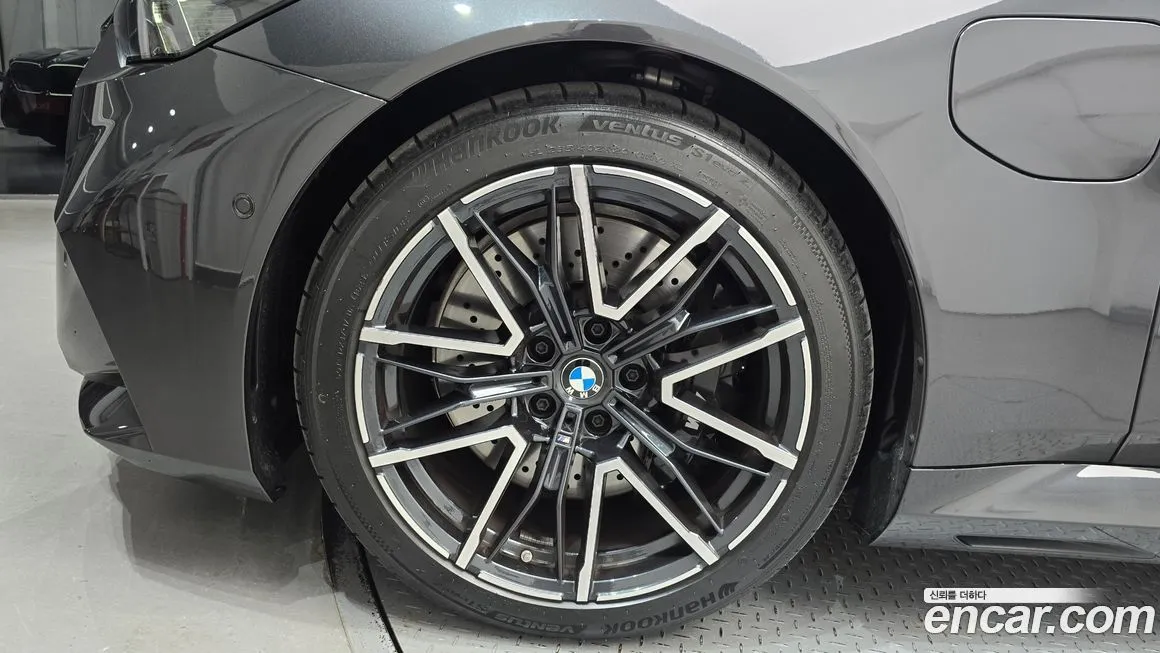 BMW M5 2026 из KR, фото 8