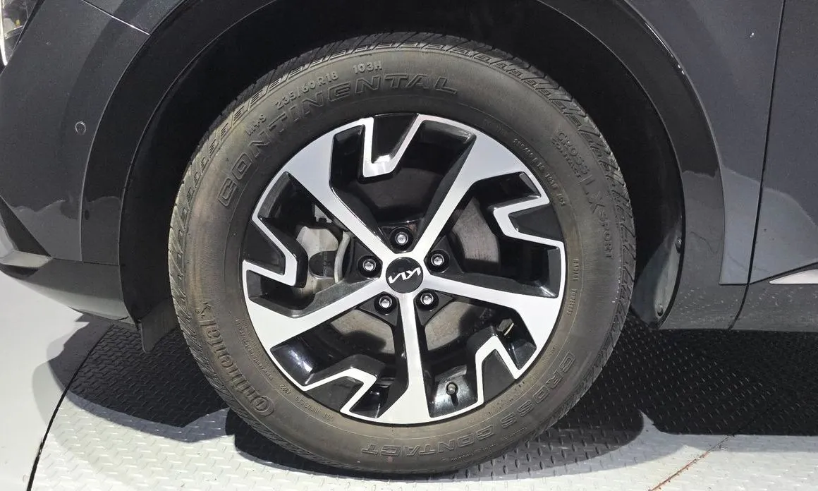 Kia Sportage — фото 7