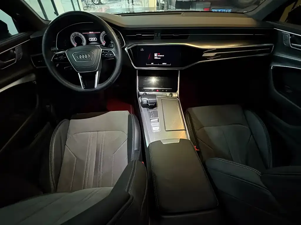 Audi A6L 2023 из CN, фото 7