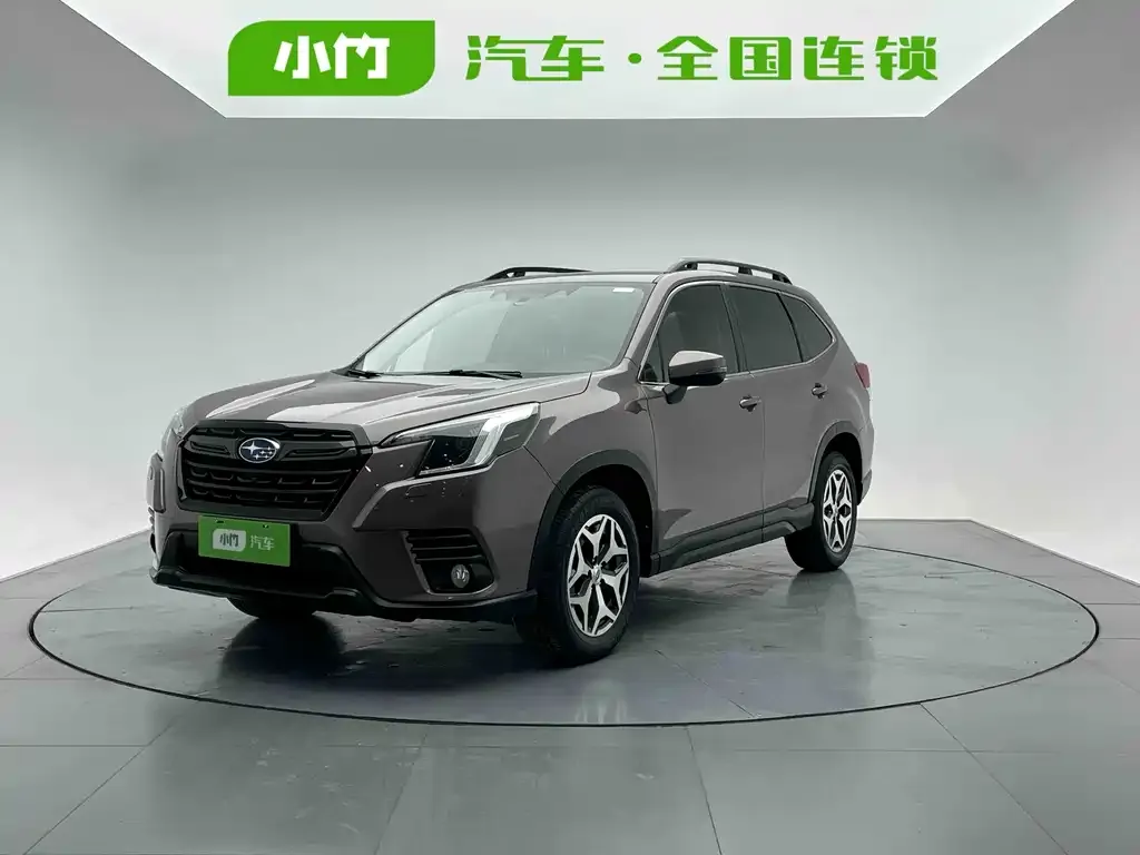 Subaru Forester — фото 1