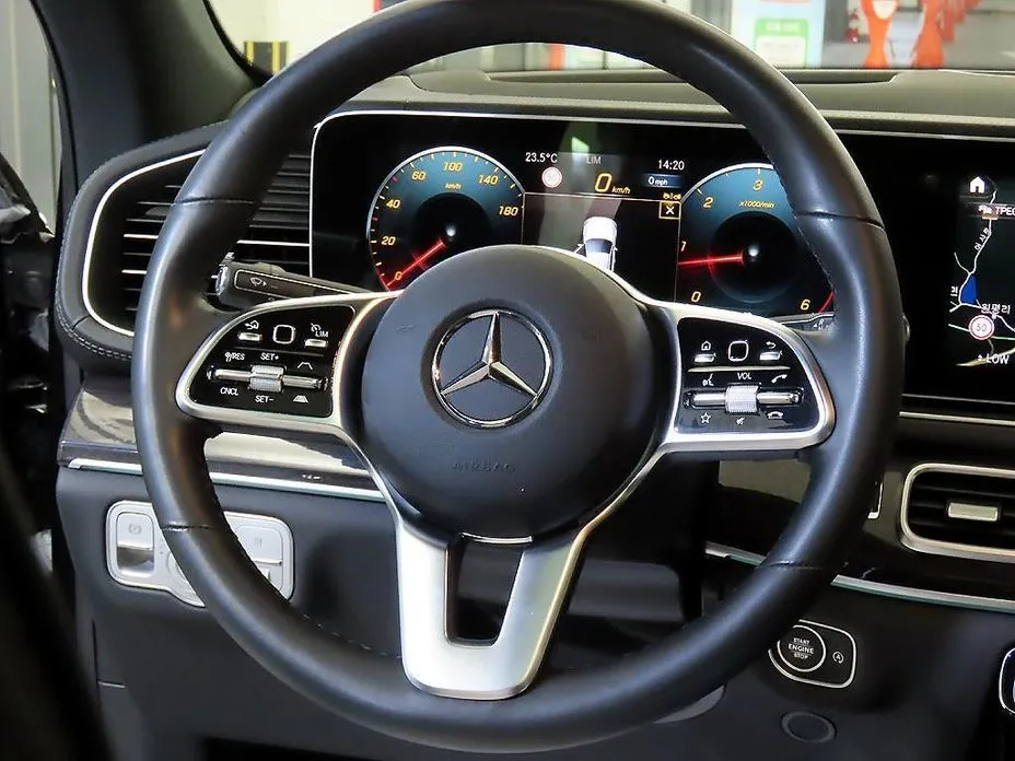 Mercedes-Benz GLE-Class — фото 6