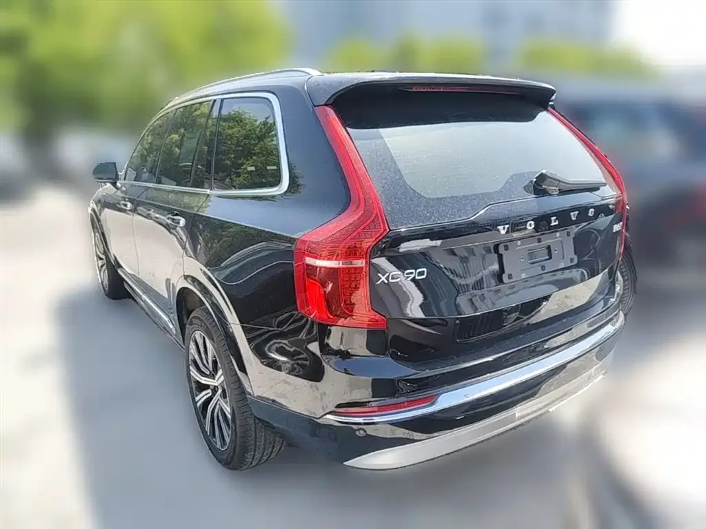 Volvo XC90 — фото 7