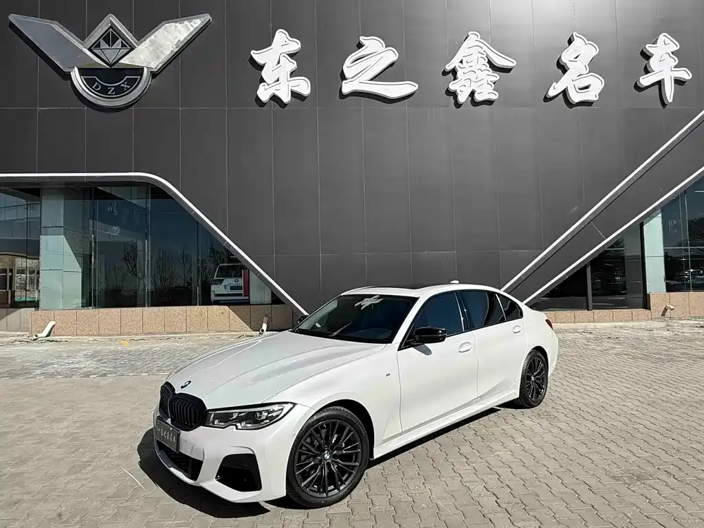 BMW 3 Series 2022 из CN, фото 1