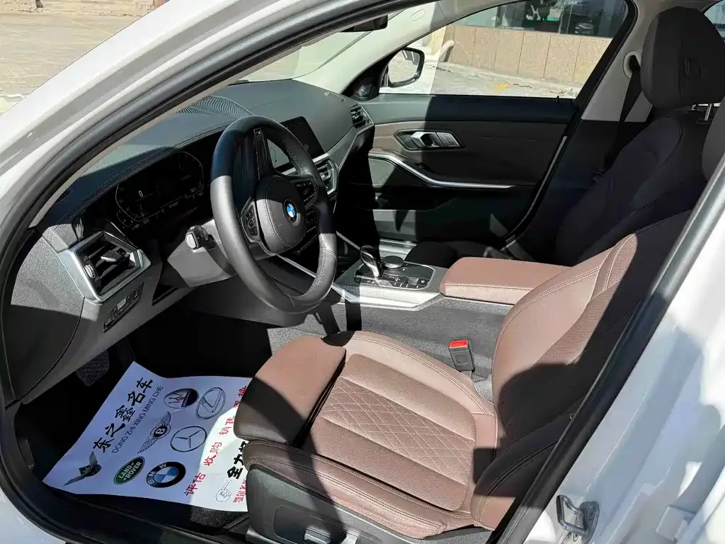 BMW 3 Series 2022 из CN, фото 9
