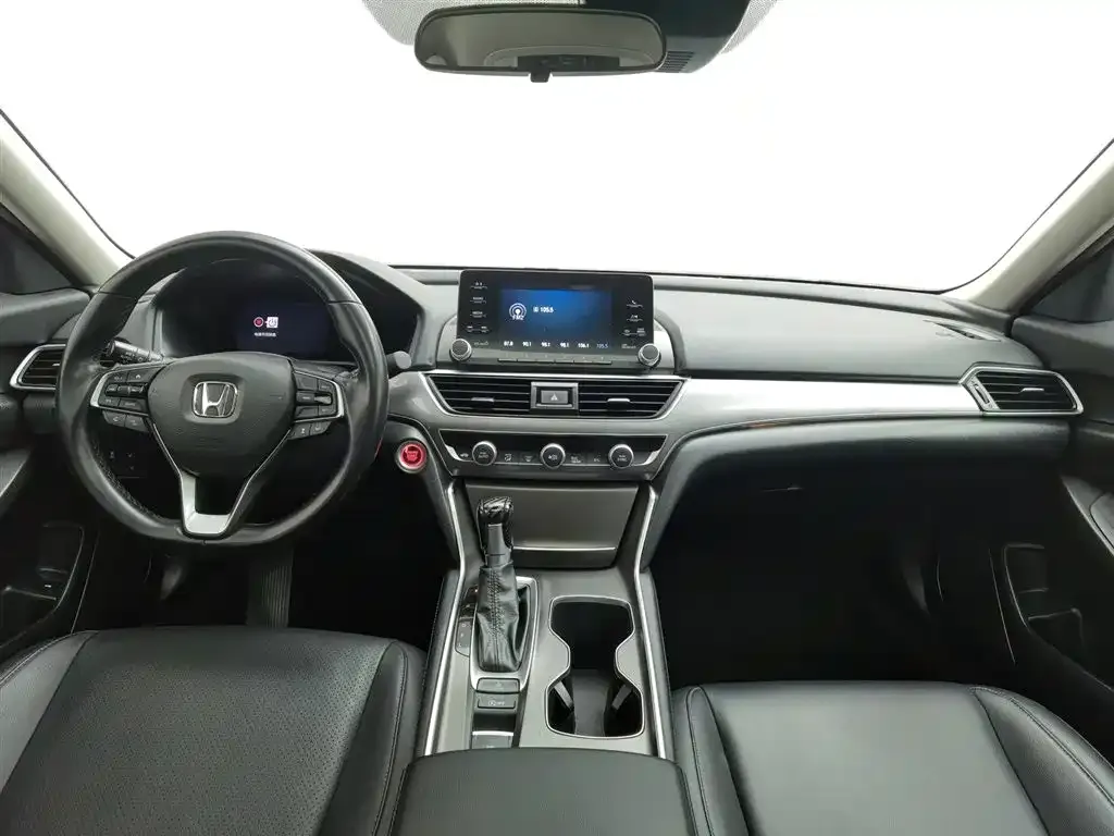 Honda Accord — фото 9