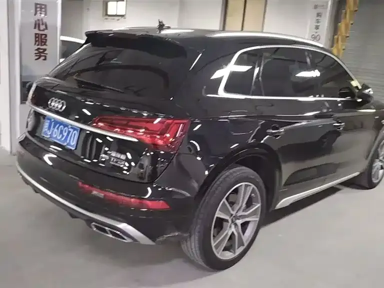 Audi Q5L 2022 из CN, фото 5