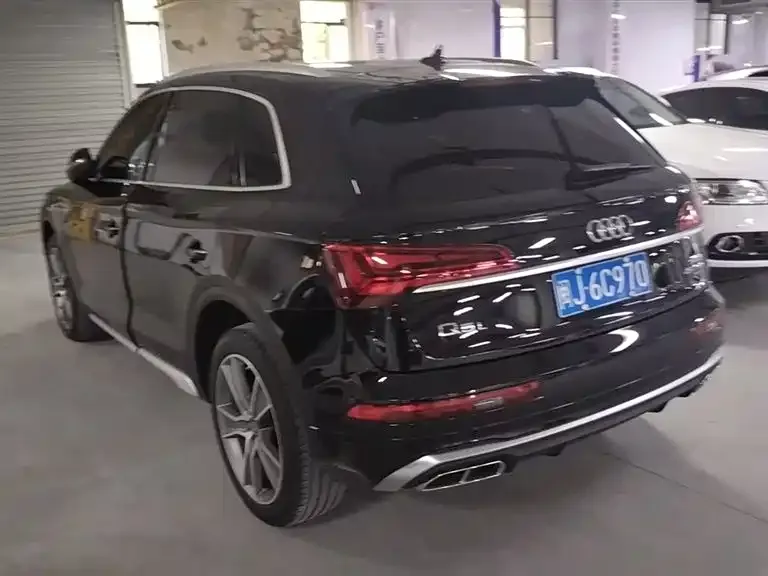Audi Q5L 2022 из CN, фото 9