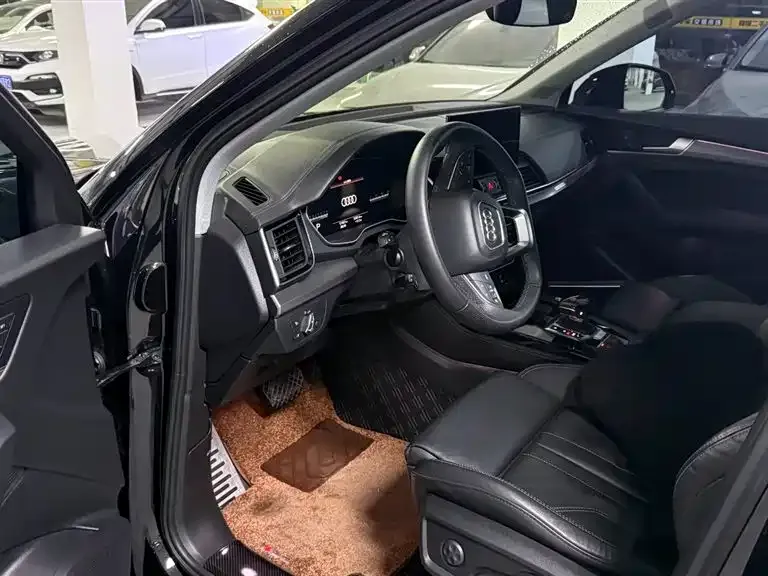 Audi Q5L 2022 из CN, фото 10