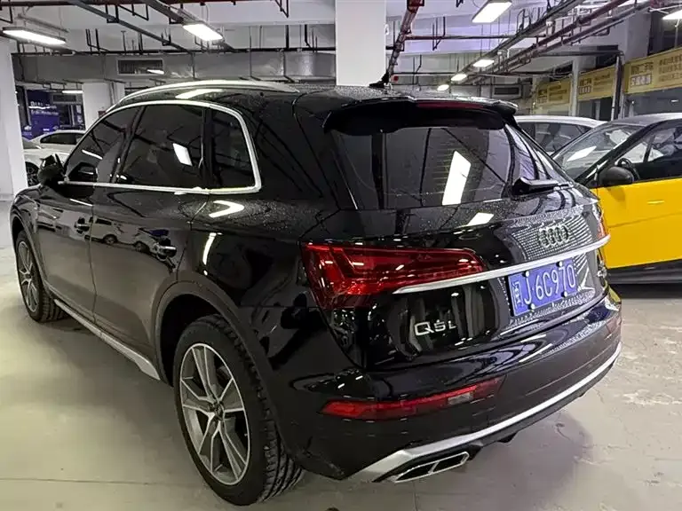 Audi Q5L 2022 из CN, фото 8