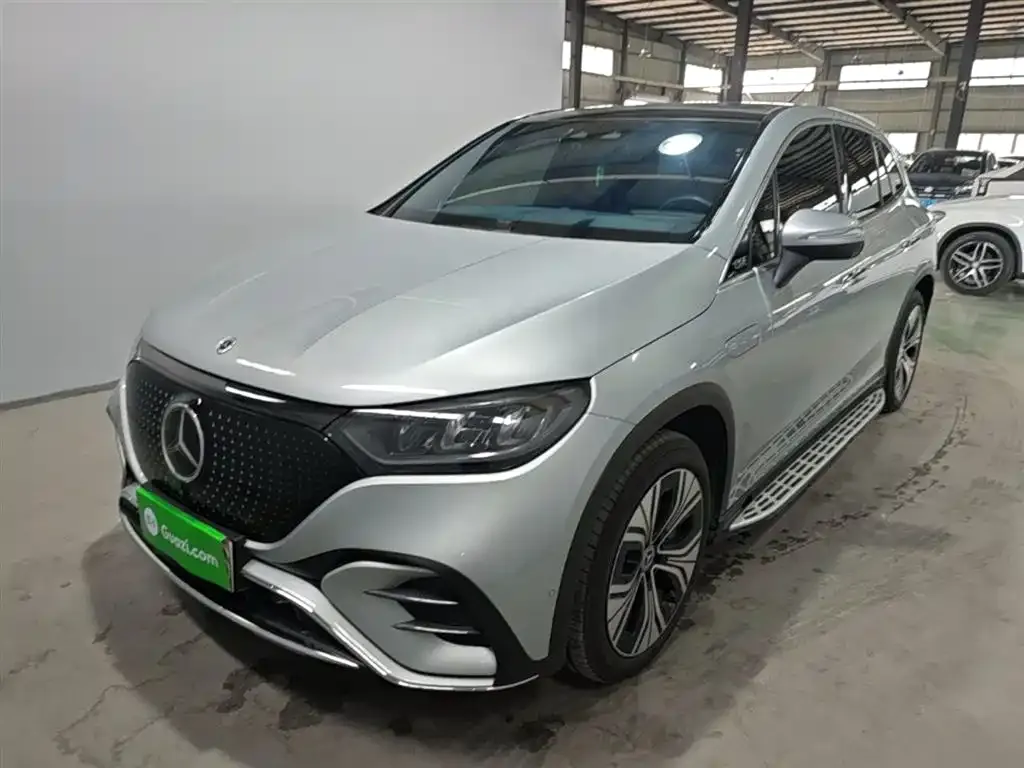 Mercedes-Benz EQE SUV