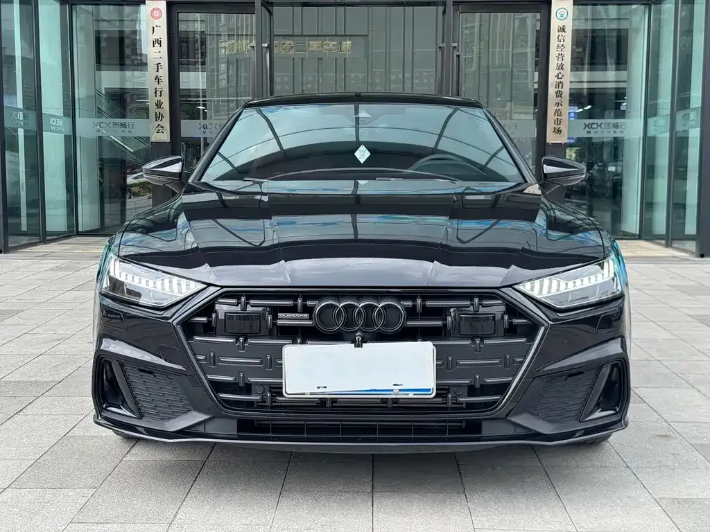Audi A7L — фото 3