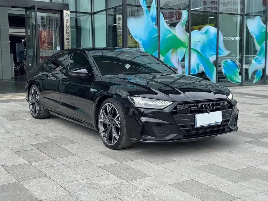 Audi A7L — фото 9