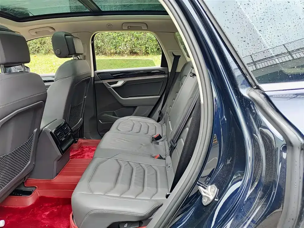 Volkswagen Touareg 2021 из CN, фото 6