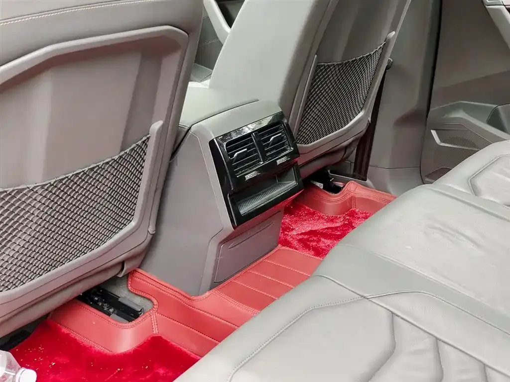 Volkswagen Touareg 2021 из CN, фото 3