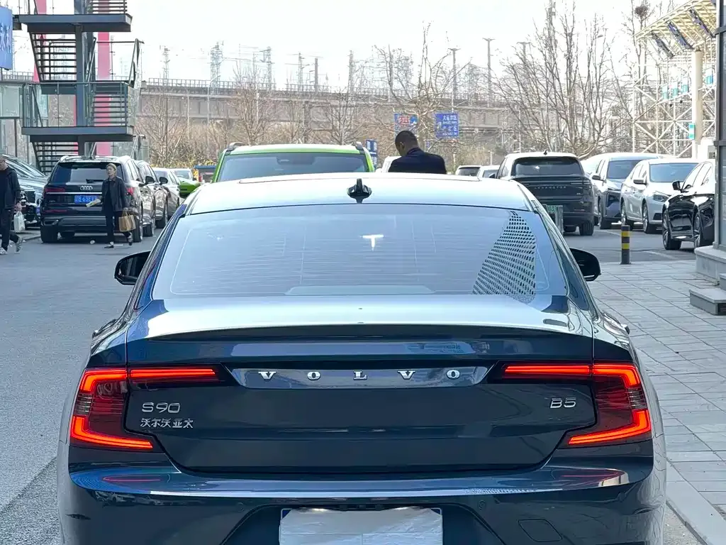 Volvo S90 2021 из CN, фото 10