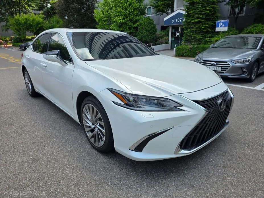 Lexus ES — фото 10